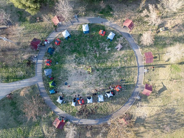 Quels sont les meilleurs itinéraires pour une randonnée dans les montagnes de la Cordillère des Andes, Argentine : équipements et conseils ?