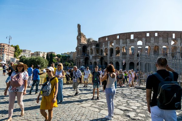 Quels sont les équipements indispensables pour un camping en région de steppes en hiver?