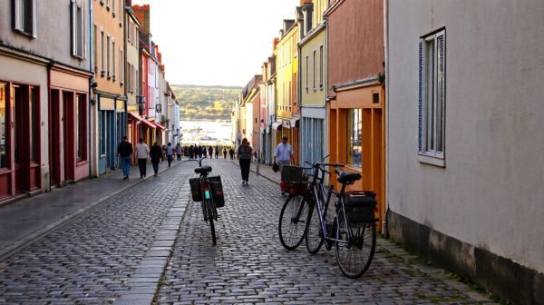 Top 5 raisons de louer un vélo à Vannes pour explorer le Morbihan